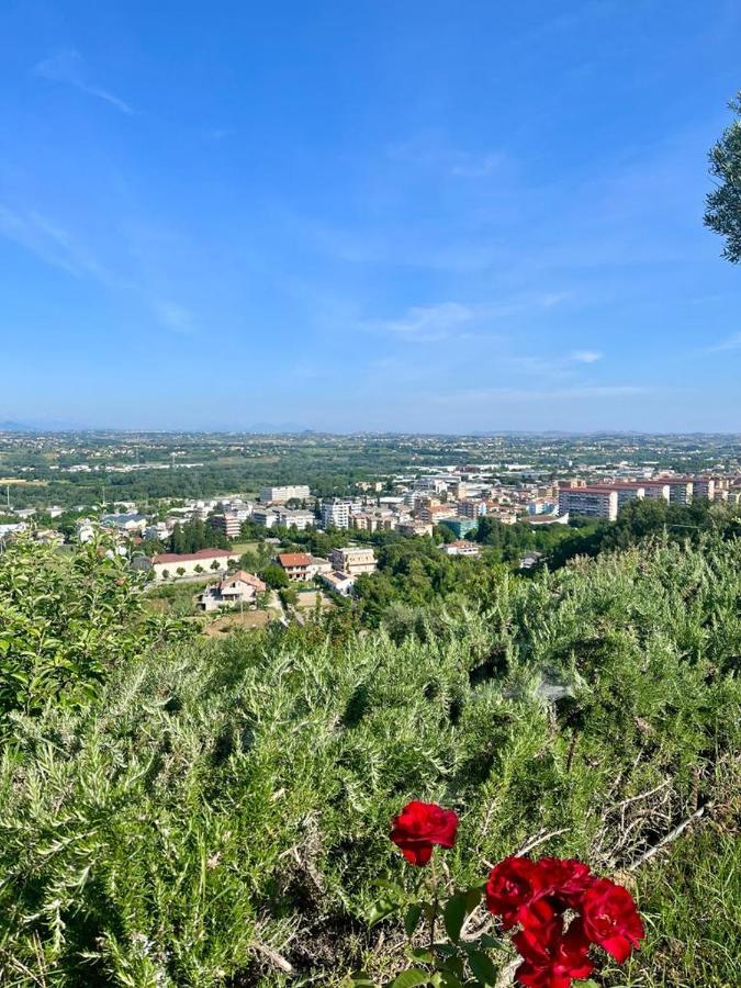 Mirabel Lägenhet Chieti Exteriör bild